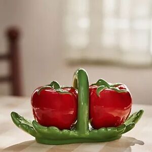 Tomato Dolomite Salt & Pepper Shakers
NWT
Color- Red